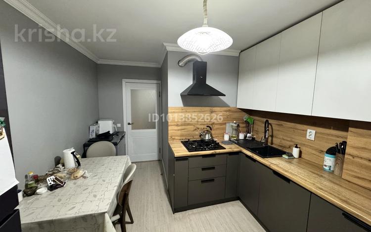 4-комнатная квартира · 90 м² · 1/5 этаж, мкр Таугуль-2 27 за 66 млн ₸ в Алматы, Ауэзовский р-н — фото 2