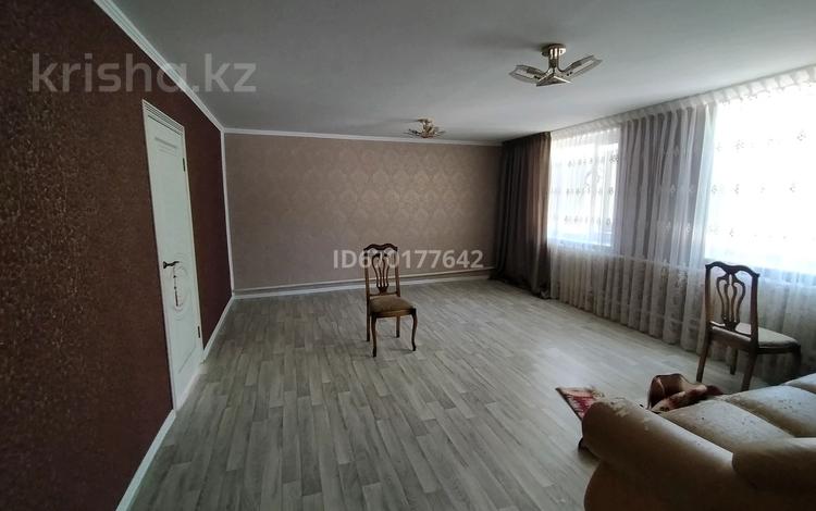 Отдельный дом • 4 комнаты • 80 м² • 10 сот., Танжарык за 21.5 млн 〒 в Ленгере — фото 2