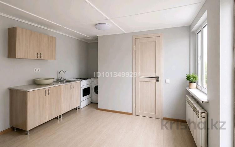 1-комнатная квартира · 52 м² · 4/12 этаж, мкр Аксай-1 23 — Толе би момышулы за 10 000 ₸ в Алматы, Ауэзовский р-н — фото 2