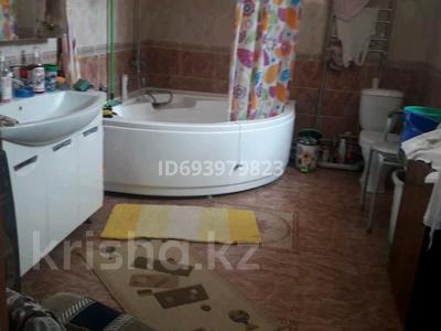 Отдельный дом · 9 комнат · 400 м² · 8 сот., Жансугурова 8 — Район Бекжан базар за 55 млн ₸ в Шымкенте, Туран р-н