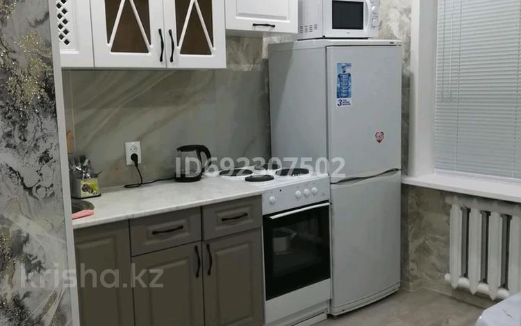 1-комнатная квартира · 33 м² · 1/4 этаж, Бокейханова 16 — Абая-Бокейханова за 15 000 ₸ в Балхаше — фото 9