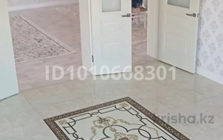 Отдельный дом · 6 комнат · 240 м² · 12 сот., жилой массив Бауырластар, Строитель 2 202 за 70 млн ₸ в Актобе — фото 2