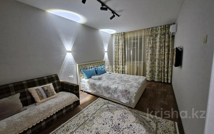 1-комнатная квартира · 42 м² · 4 этаж, Строитель 34 — Недалеко от Жигули за 1 000 ₸ в Уральске — фото 17