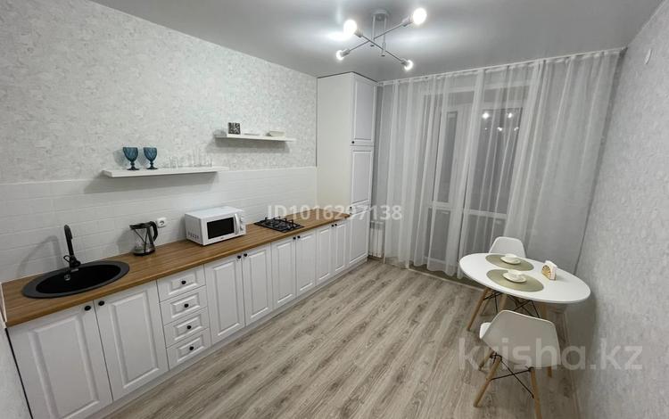 1-комнатная квартира · 40 м² · 5/9 этаж, Микрорайон Береке 60 — Костанай Плаза, Тобол Арена за 180 000 ₸ — фото 2