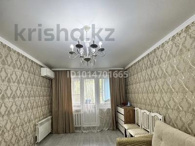 2-бөлмелі пәтер · 45 м² · 4/5 қабат, Курмангазы 167, бағасы: 16.3 млн ₸ в Уральске, мкр Школьник