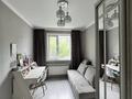 2-бөлмелі пәтер · 45 м² · 4/5 қабат, Курмангазы 167, бағасы: 16.3 млн ₸ в Уральске, мкр Школьник — фото 2