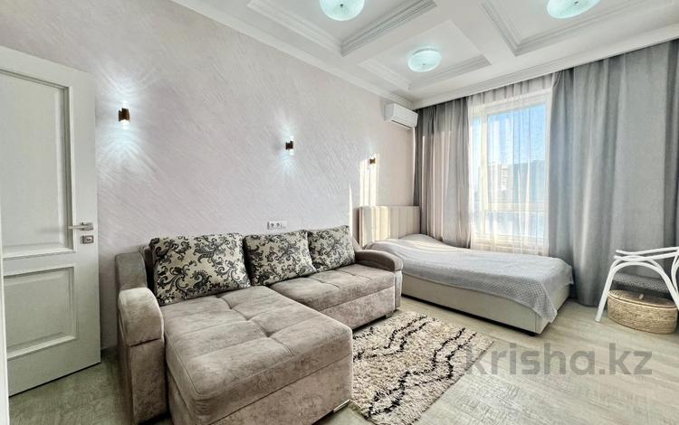 1-комнатная квартира · 41.5 м² · 7/10 этаж, Карасай батыра 119/95 за 46 млн ₸ в Алматы, Алмалинский р-н — фото 2