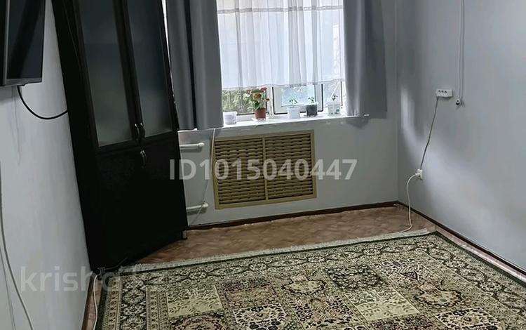 1-бөлмелі пәтер · 30 м² · 2/5 қабат, Ескі қала — остановки планетарий, бағасы: 8 млн ₸ в Актобе, Старый город — фото 2
