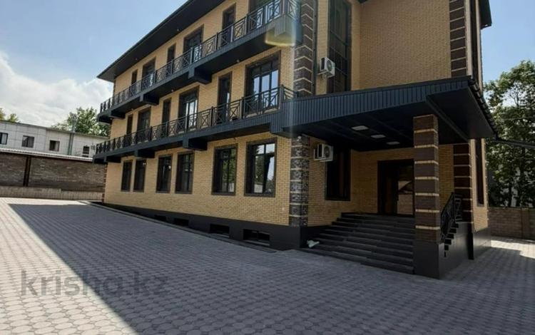 Офисы · 1200 м² за 12 млн ₸ в Алматы, Медеуский р-н — фото 2