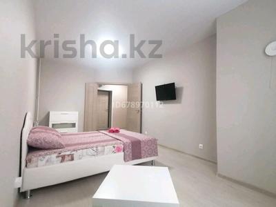 2-бөлмелі пәтер · 76 м² · 5/9 қабат, Момышулы 2/6 — Тауелсиздик, бағасы: 20 000 ₸ в Астане, Алматы р-н