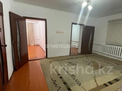 4-комнатная квартира · 100 м² · 1/1 этаж, Жургенова за 100 000 〒 в 