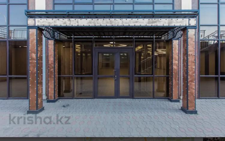 Свободное назначение, офисы, магазины и бутики, общепит, салоны красоты, бани, гостиницы и зоны отдыха, образование, развлечения · 435 м² за 560 млн 〒 в Алматы — фото 13