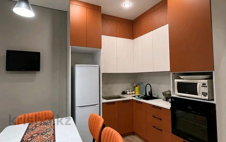 2-комнатная квартира · 37 м² · 3/17 этаж, Туран 83/1 за 33 млн ₸ в Астане, Нура р-н — фото 3