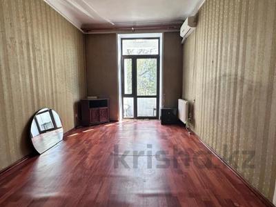 3-бөлмелі пәтер · 72.4 м² · 3/3 қабат, Абая, бағасы: 61 млн ₸ в Алматы, Медеуский р-н