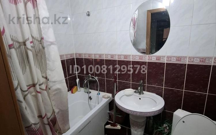 1 комната · 15 м² · 2/2 этаж, Кызылой 4 — Перес.ул Тауелсыздык и Ш.Дюголя за 80 000 ₸ в Астане, Алматы р-н — фото 2