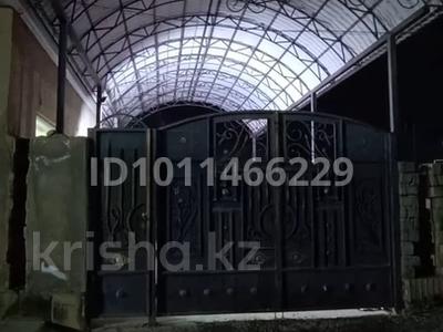 Отдельный дом · 7 комнат · 180 м² · 8.1 сот., жилой массив Бадам-2, Боролдай 8 — Вдоль трассы за 35 млн ₸ в Шымкенте, Енбекшинский р-н
