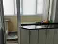 3-бөлмелі пәтер, 90 м², 15/16 қабат, мкр Юго-Восток 60 — Шахтеров 60, бағасы: 42 млн 〒 в Караганде, Казыбек би р-н — фото 11