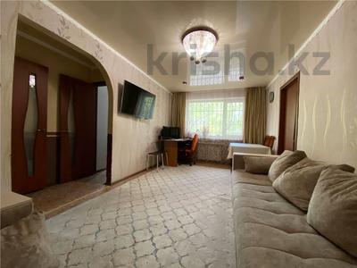 2-бөлмелі пәтер · 44 м² · 1/5 қабат, Абая — зорька, бағасы: 7.7 млн ₸ в Темиртау