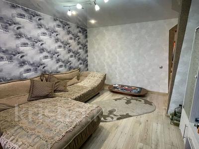 3-комнатная квартира · 60 м² · 1/6 этаж, Набережная за 22.5 млн 〒 в Семее