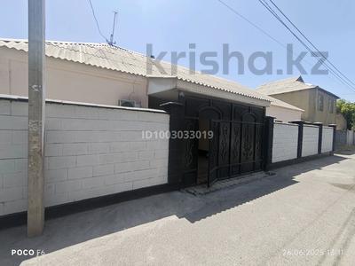 Отдельный дом · 6 комнат · 300 м² · 6 сот., 11-й микрорайон, К.Айтжанова 68 за 50 млн 〒 в Шымкенте, Енбекшинский р-н