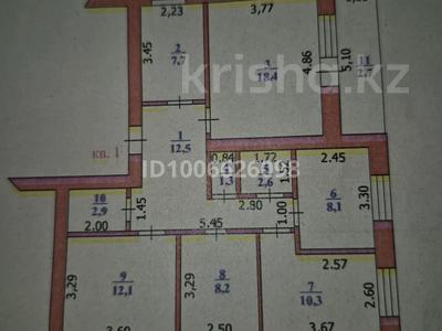 5-комнатная квартира · 87 м² · 1/5 этаж, мкр. Зачаганск пгт, жангир хана 53 за 24 млн 〒 в Уральске