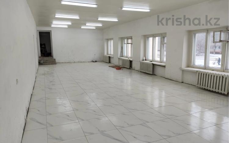 Свободное назначение, офисы, магазины и бутики, салоны красоты, фитнес и спорт, медцентры и аптеки, образование, кабинеты и рабочие места, студии · 200 м² за 360 000 〒 в Житикаре — фото 13