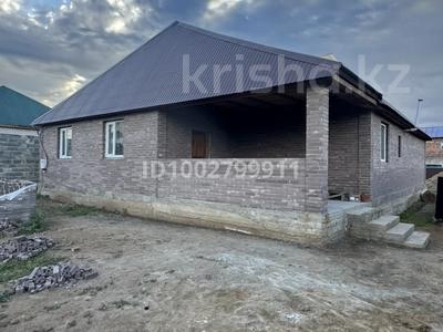 Жеке үй · 4 бөлме · 172 м² · 10 жүзд., Ильяс оспанова 5б, бағасы: 28 млн ₸ в Аксу