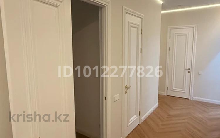 4-комнатная квартира · 120 м² · 8/9 этаж, Ермек Серкебаев 22 за 75 млн ₸ в Астане, Нура р-н — фото 5