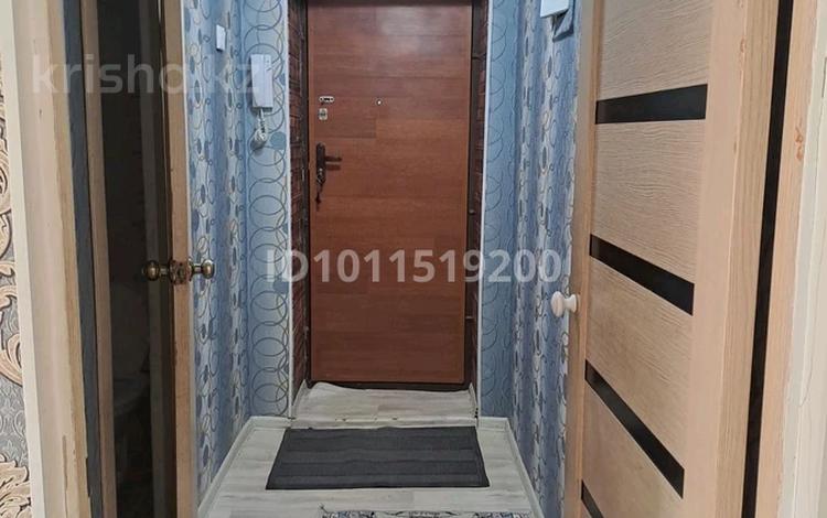 2-бөлмелі пәтер · 42.5 м² · 4/5 қабат, Момышулы 62а, бағасы: 8 млн ₸ в Кентау — фото 2