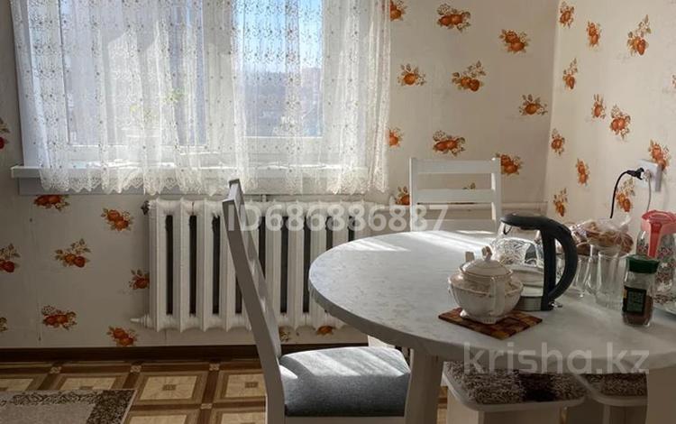 2-комнатная квартира, 56 м², 9/9 этаж, Мәшһүр Жүсіп — Мәшһүр Жүсіп Ломова