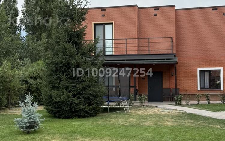 Жеке үй · 4 бөлме · 170 м² · 1 жүзд., Ерменсай ш/а., Аксарай 21 — KIS, Velvet Sport Villa, ЖК Хуторок2, бағасы: ~ 1.7 млн ₸ в Алматы, Бостандыкский р-н — фото 40