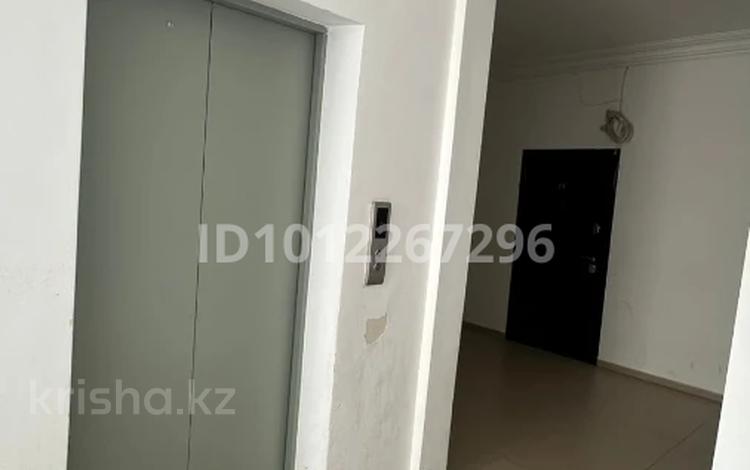 3-бөлмелі пәтер · 111 м² · 5/10 қабат, 16-й мкр 92, бағасы: 42 млн ₸ в Актау — фото 7