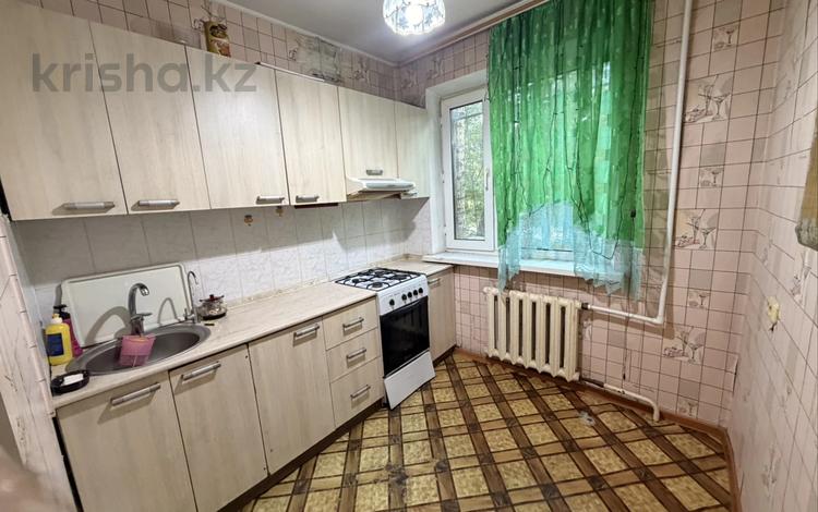 1-комнатная квартира · 36.4 м² · 1/5 этаж, Пришахтинск, 23й микрорайон за ~ 7.9 млн ₸ в Караганде, Алихана Бокейханова р-н — фото 2