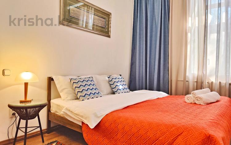 3-комнатная квартира · 86 м² · 2/3 этаж, Толе би 45 — Тулебаева за 50 000 ₸ в Алматы, Алмалинский р-н — фото 76