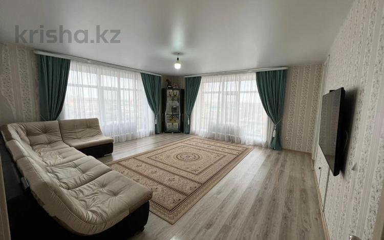 3-комнатная квартира, 103 м², 5/7 этаж, Назарбаева 215 за 37 млн 〒 в Костанае — фото 2