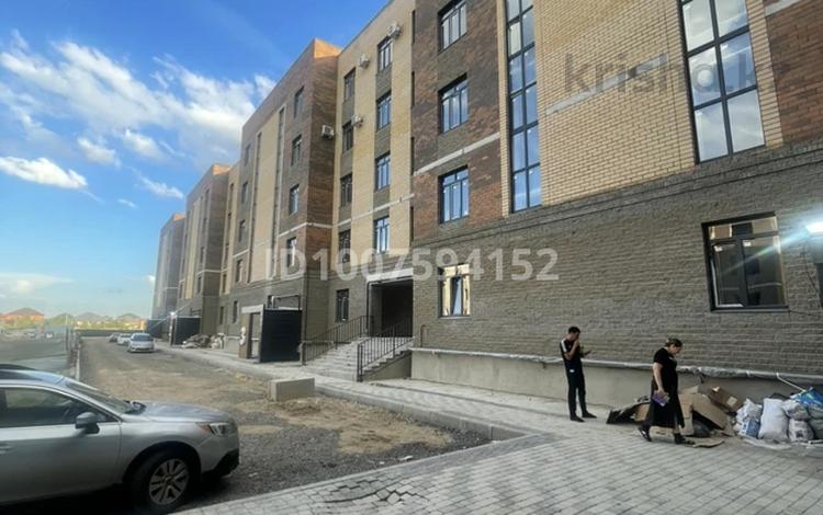 2-комнатная квартира · 88 м² · 4/5 этаж, мкр. Алтын орда, Саздинское лесничество 228 за 26 млн ₸ в Актобе — фото 11