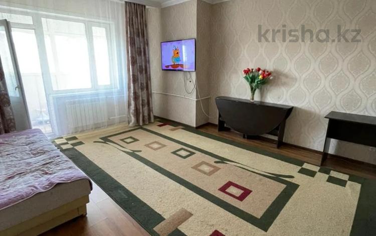 2-комнатная квартира · 60 м² · 10/10 этаж, мкр Юго-Восток, Сарыарка за 23.5 млн ₸ в Караганде, Казыбек би р-н — фото 5