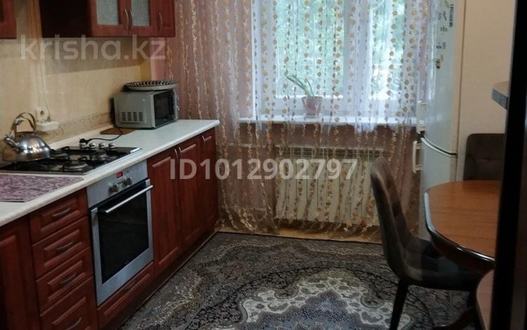 1-комнатная квартира · 40 м² · 2/9 этаж, мкр Алмагуль — Серкебаева Ходжанова за 240 000 ₸ в Алматы, Бостандыкский р-н — фото 5