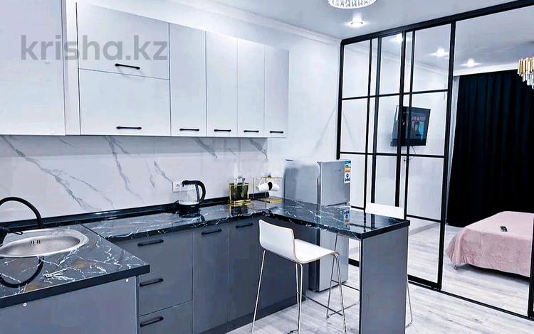 1-комнатная квартира · 51 м² · 6/11 этаж, 16-й мкр 57 — МОРЕ, АКВАПАРК, ЦЕНТР ГОРОДА,ТРК АКТАУ за 8 000 〒 в Актау — фото 2