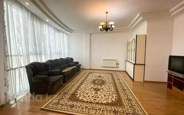 2-комнатная квартира, 81 м², 14/20 этаж помесячно, Достык 160