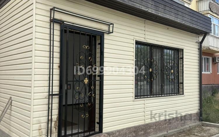Дүкендер мен бутиктер · 62 м², бағасы: 250 000 ₸ в  — фото 9