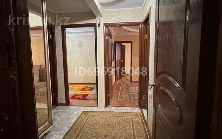 4-комнатная квартира · 73 м² · 1/5 этаж, мкр Восток 1а — Кафе Камшат за 26 млн 〒 в Шымкенте, Аль-Фарабийский р-н — фото 2