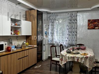 Отдельный дом · 5 комнат · 256 м² · 19 сот., мкр Таусамалы — Козыбасы 3 за 165 млн ₸ в Алматы, Наурызбайский р-н