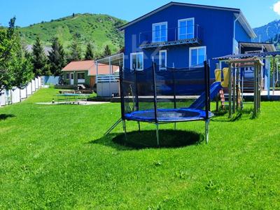 Дом · 6 комнат · 240 м², Заречная 38/1 — Рядом с Табаган за 180 000 〒 в 