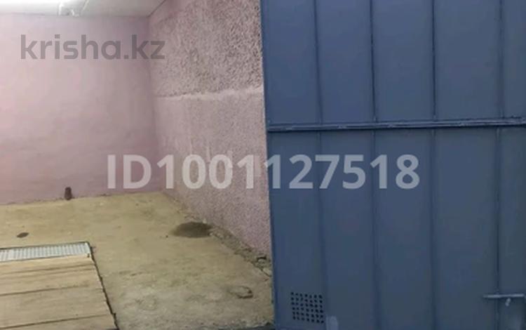 Гараж · Жансугурова — Пос. Отеген Батыра возле табачки, бағасы: 40 000 〒 в  — фото 5
