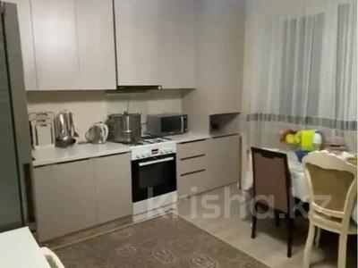1-бөлмелі пәтер · 50 м² · 9/10 қабат, мкр Аксай-1А, Аксай 1а, бағасы: 30 млн ₸ в Алматы, Ауэзовский р-н
