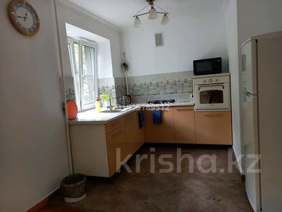 3-бөлмелі пәтер · 53 м² · 2/4 қабат, ул. Жамбыла, бағасы: 500 000 ₸ в Алматы, Алмалинский р-н