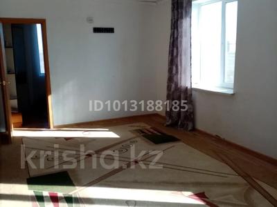 Отдельный дом · 3 комнаты · 78 м² · 10 сот., Цветочная 15 — Кояндинский пляж за 6 млн ₸ в Астане, р-н Байконур
