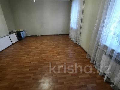 2-комнатная квартира · 64 м² · 3/6 этаж, мкр 12 за 23 млн 〒 в Актобе, мкр 12