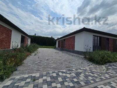 Отдельный дом · 5 комнат · 180 м² · 5.5 сот., Молдагулова за 55 млн ₸ в Туздыбастау (Калинино)